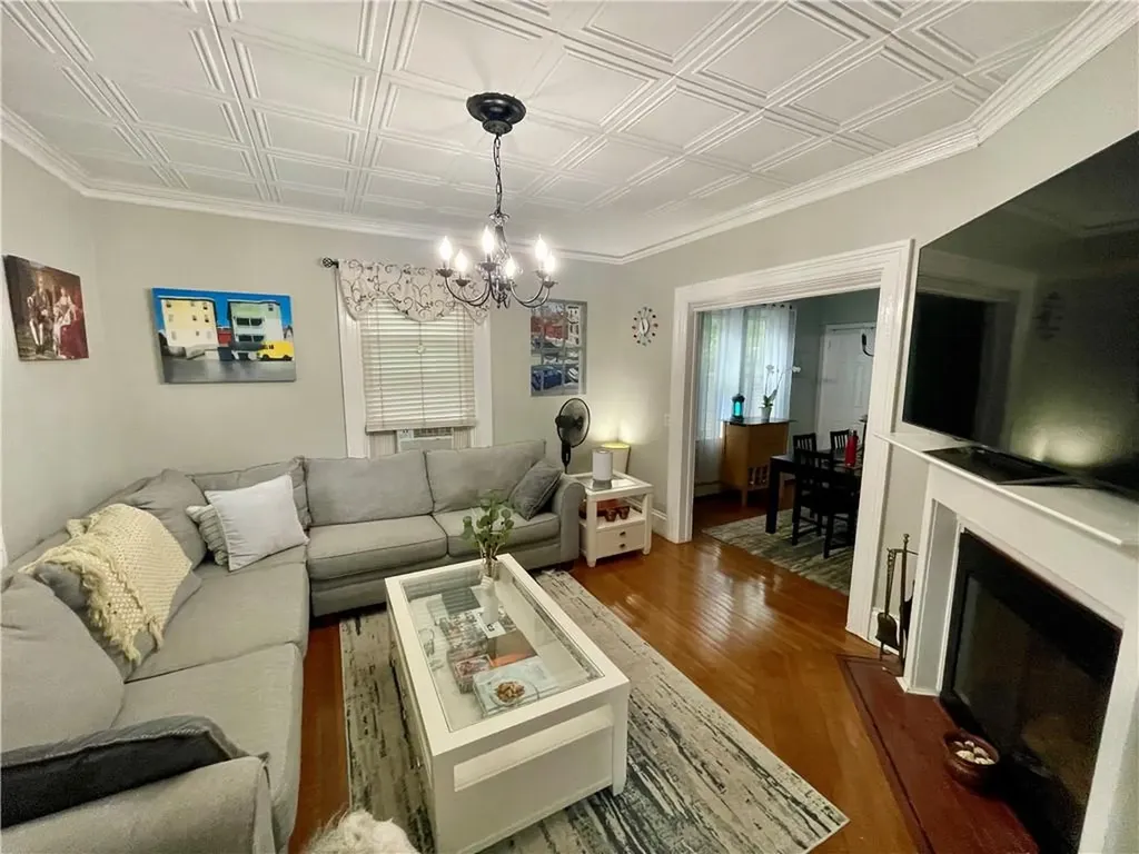 113 Alger Avenue Providence RI 02905