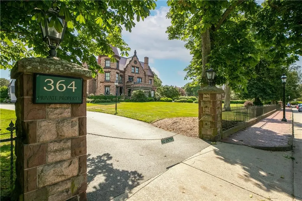 364 Bellevue Avenue Newport RI 02840