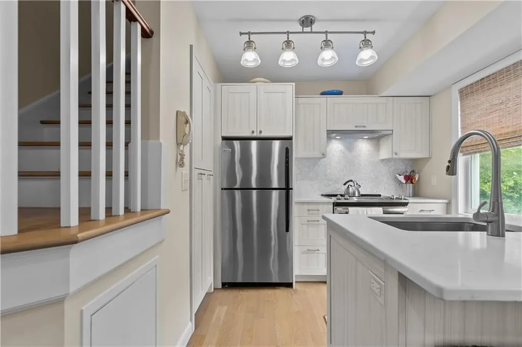 364 Bellevue Avenue Newport RI 02840