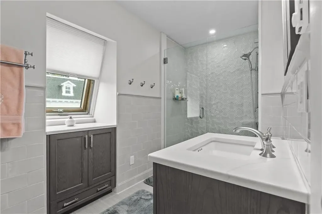 364 Bellevue Avenue Newport RI 02840