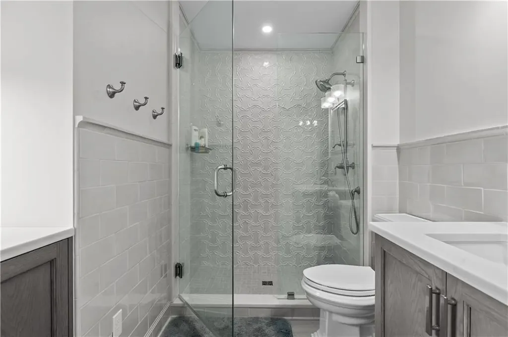 364 Bellevue Avenue Newport RI 02840