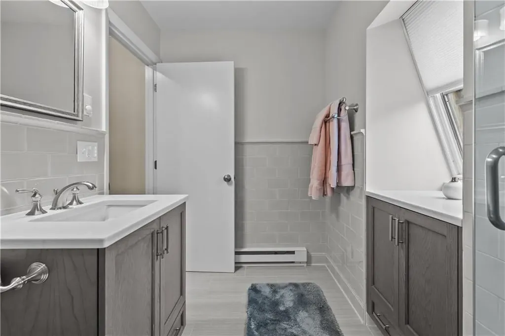 364 Bellevue Avenue Newport RI 02840