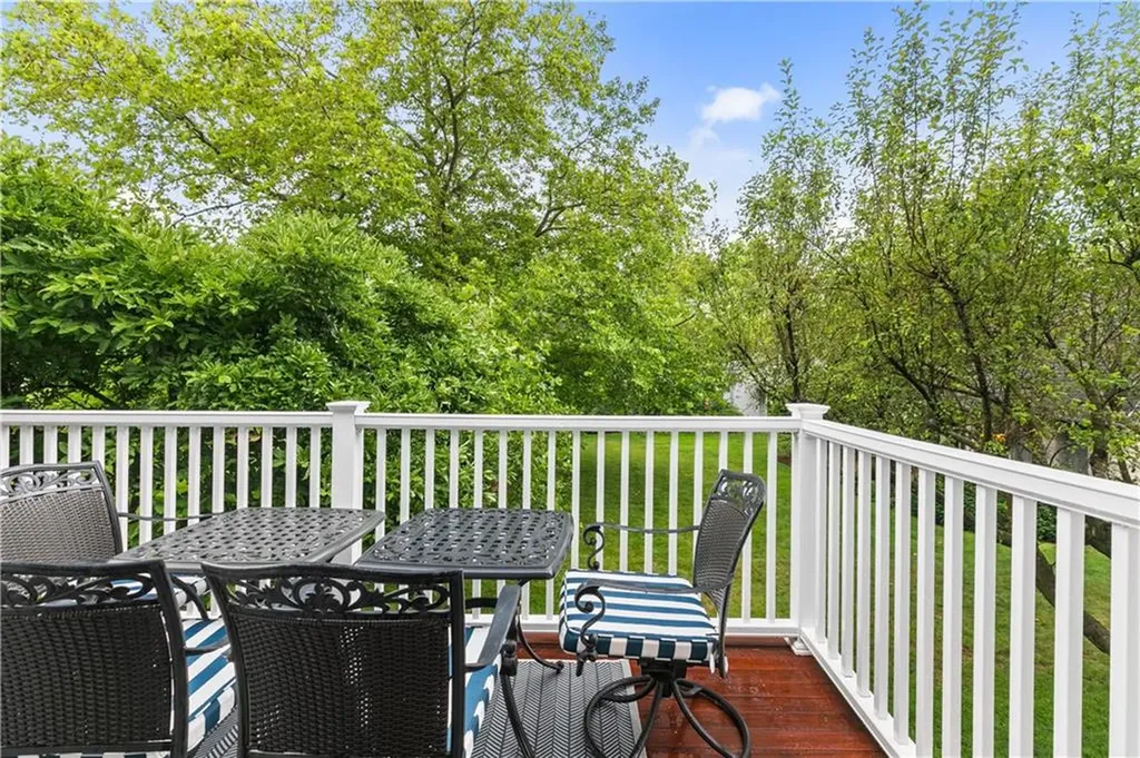 364 Bellevue Avenue Newport RI 02840