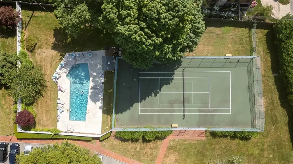 364 Bellevue Avenue Newport RI 02840