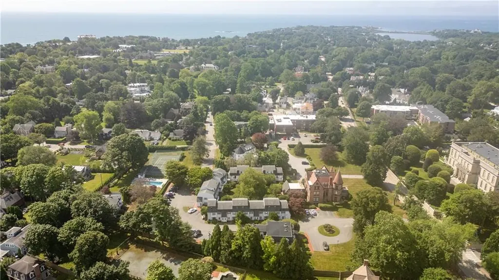 364 Bellevue Avenue Newport RI 02840