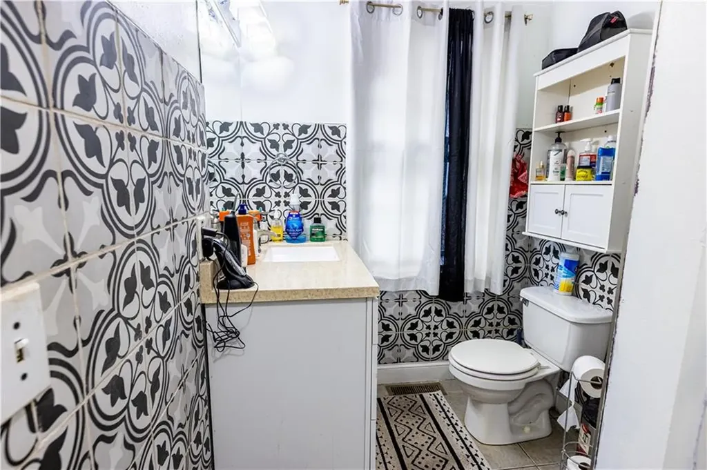 61 Cyr Street Providence RI 02905