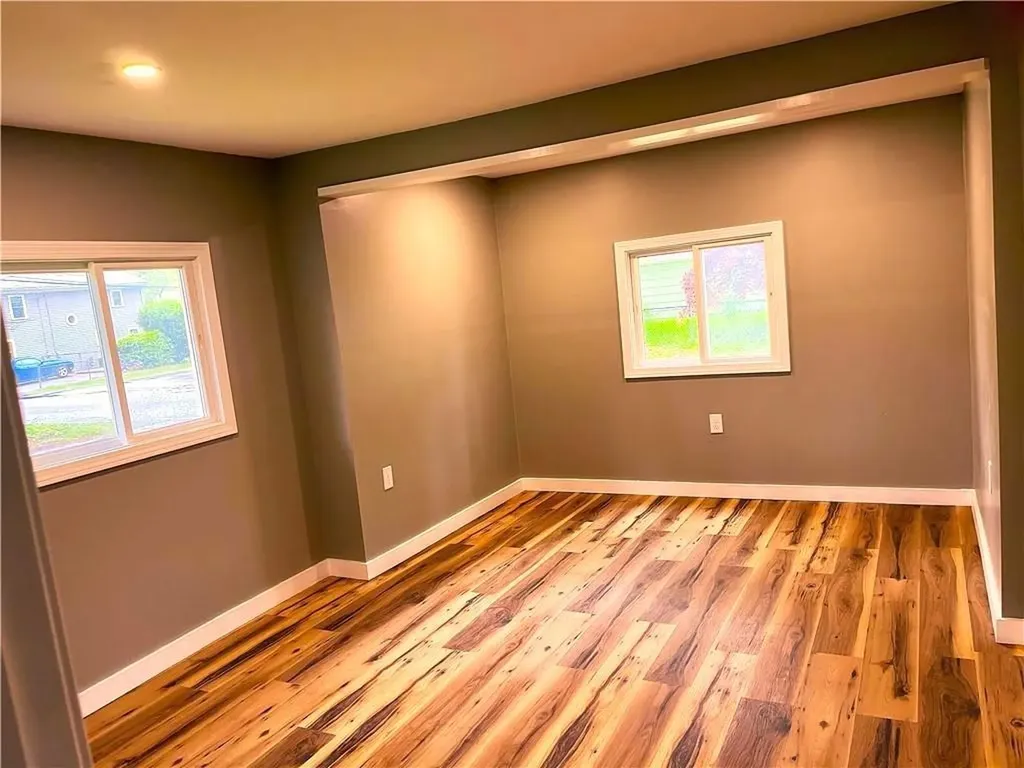 76 Langley Street Warwick RI 02889