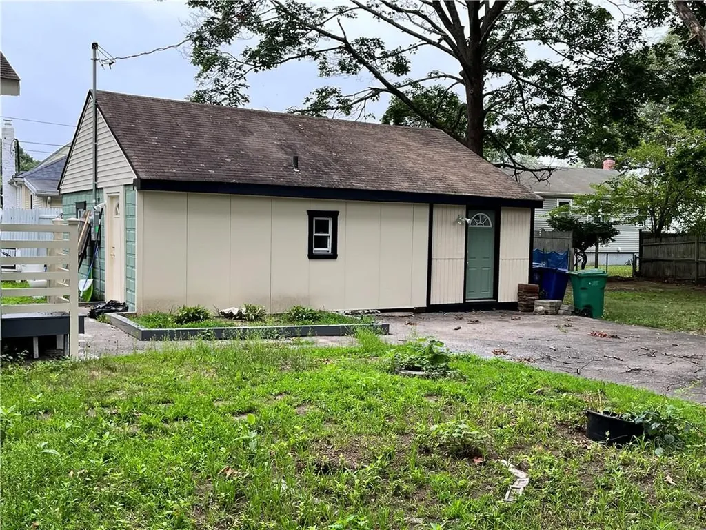 76 Langley Street Warwick RI 02889
