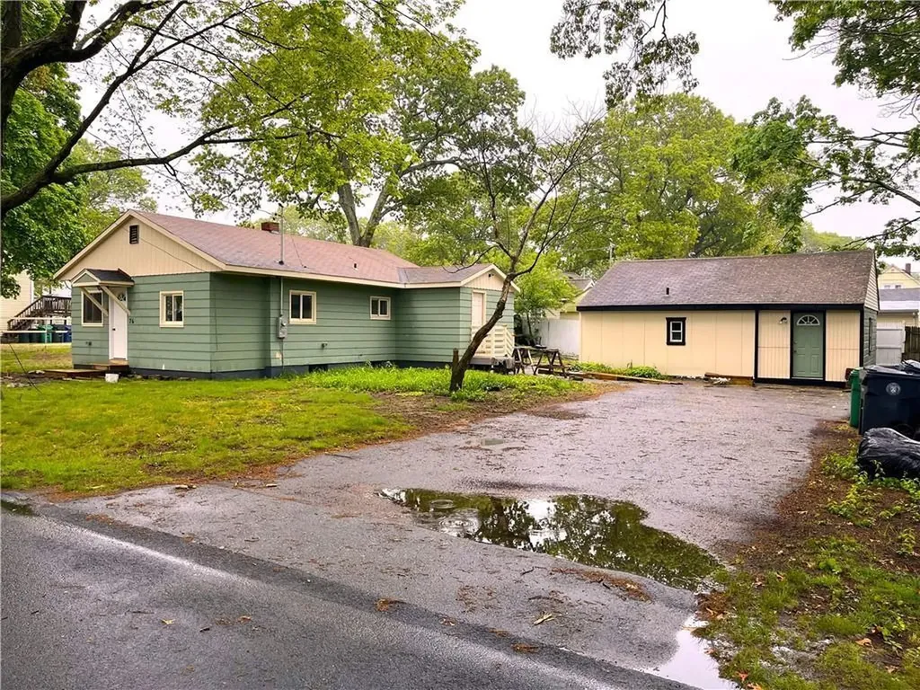 76 Langley Street Warwick RI 02889
