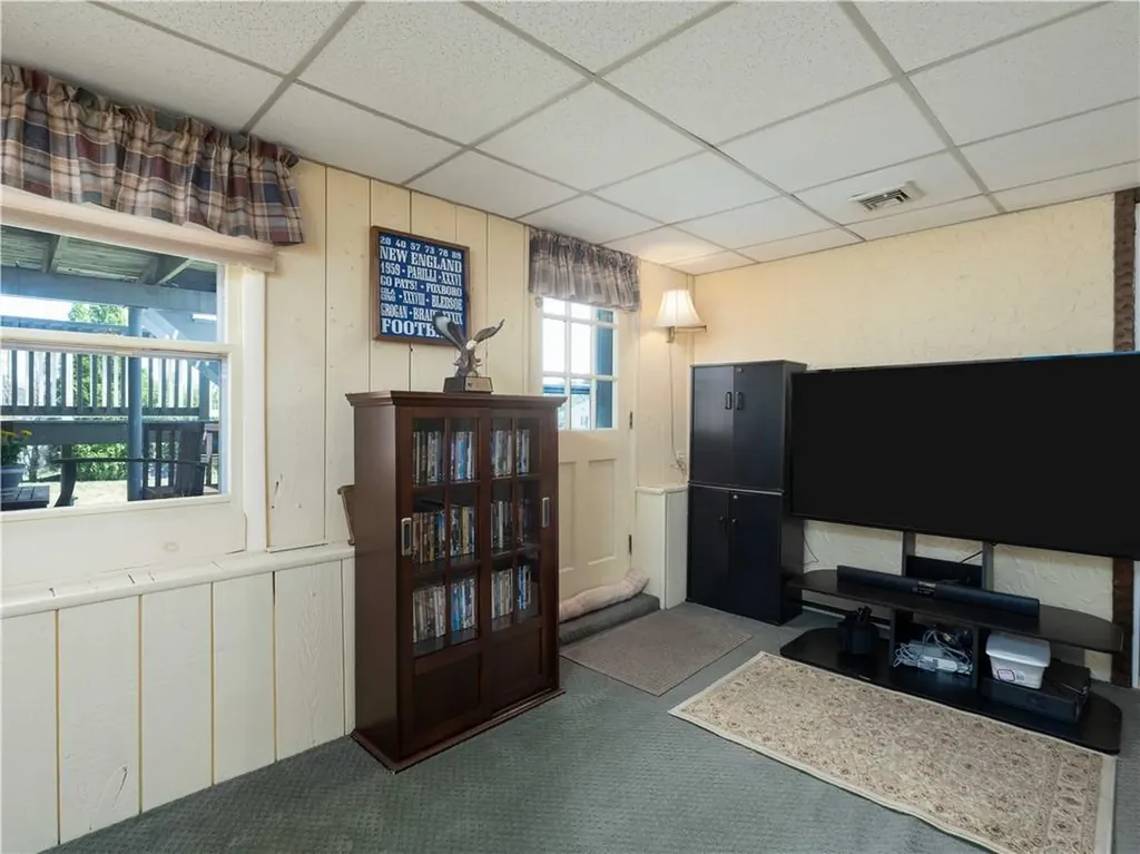 184 Vallette Street Cranston RI 02920