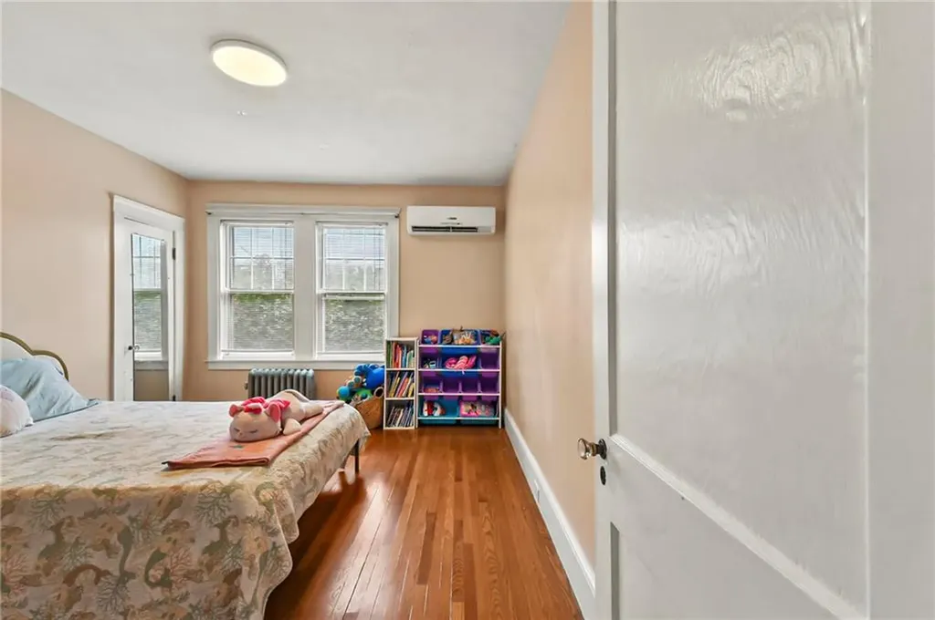 107 Meadow Road Woonsocket RI 02895