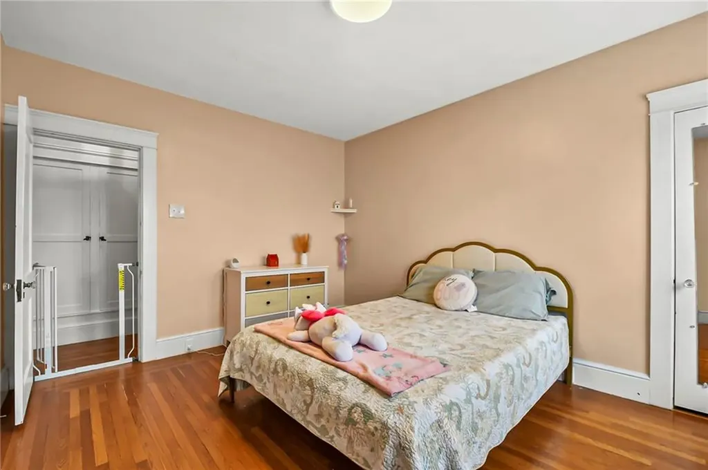 107 Meadow Road Woonsocket RI 02895