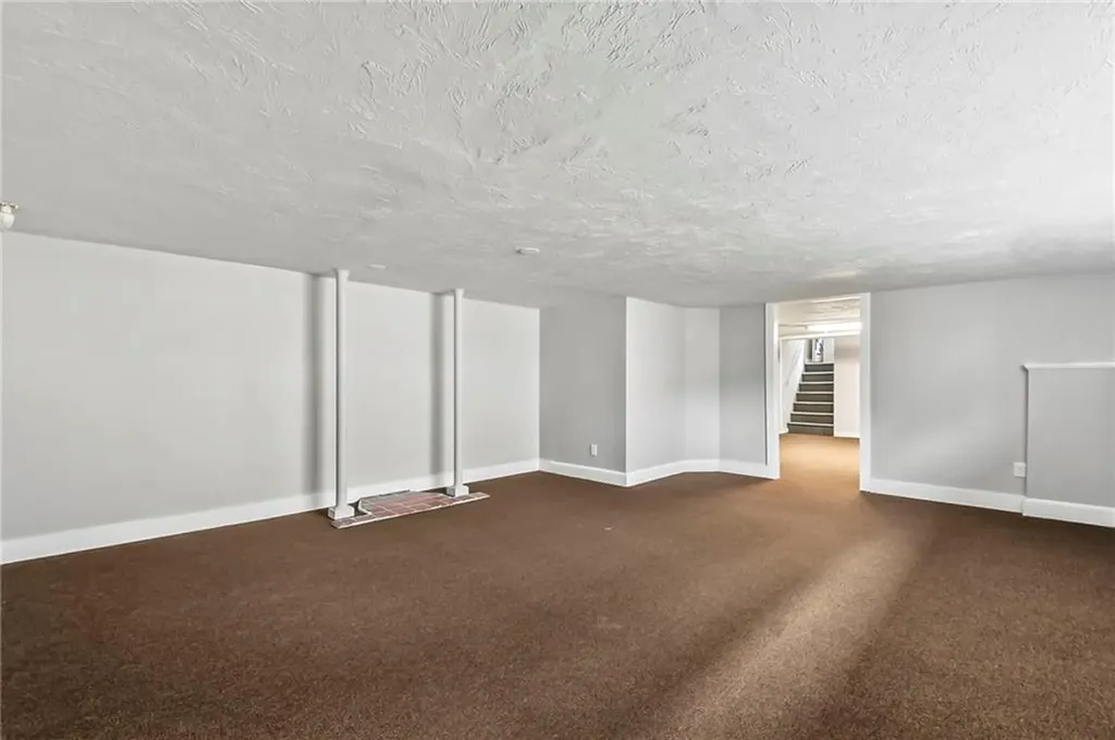 107 Meadow Road Woonsocket RI 02895