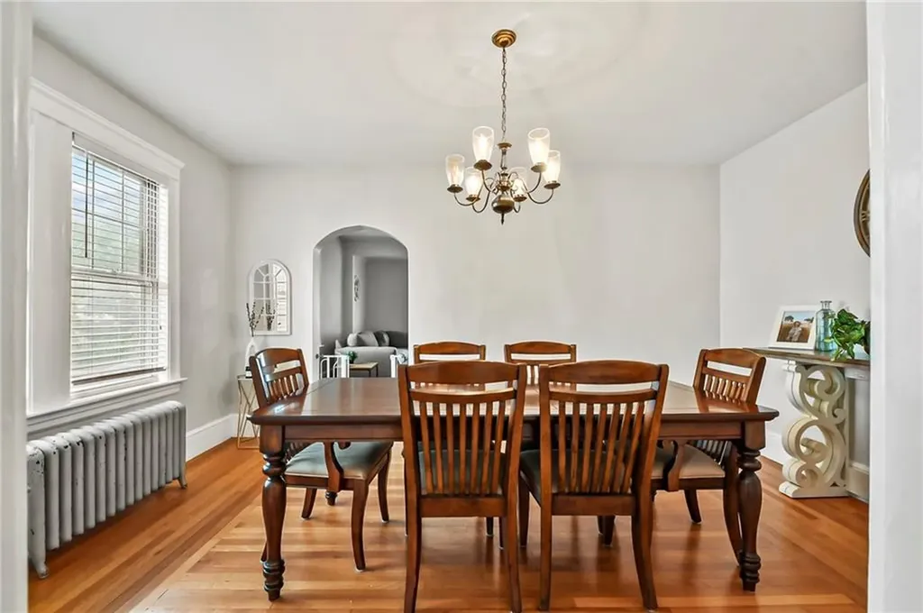 107 Meadow Road Woonsocket RI 02895