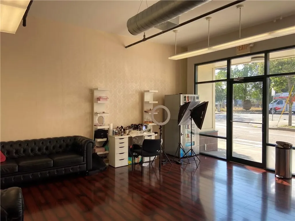 512 Pine Street Providence RI 02907