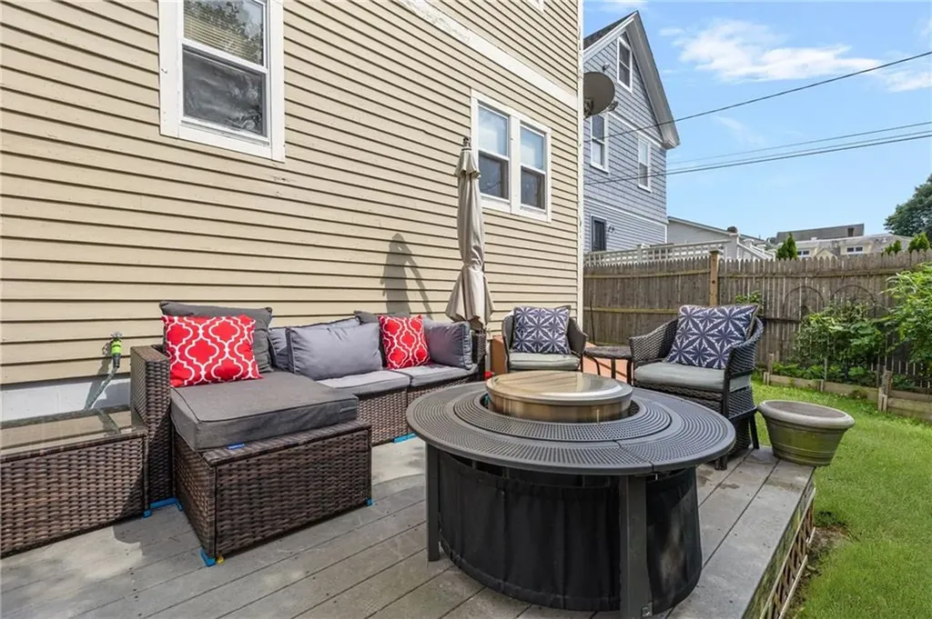 13 Vaughan Avenue Newport RI 02840