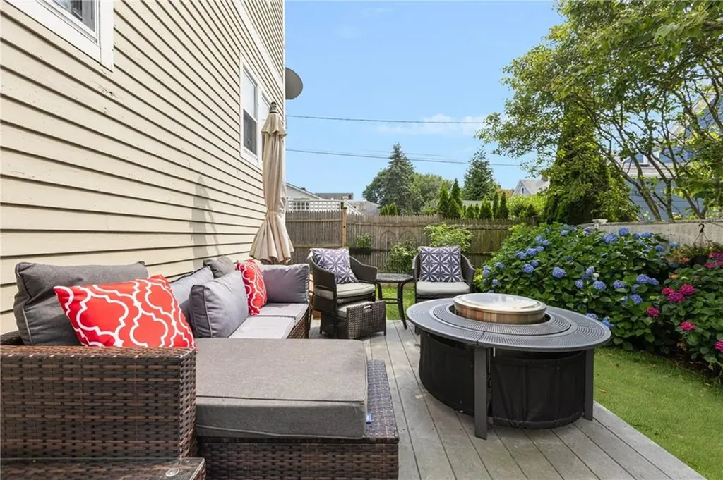 13 Vaughan Avenue Newport RI 02840