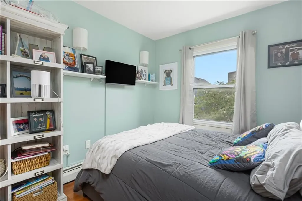 13 Vaughan Avenue Newport RI 02840