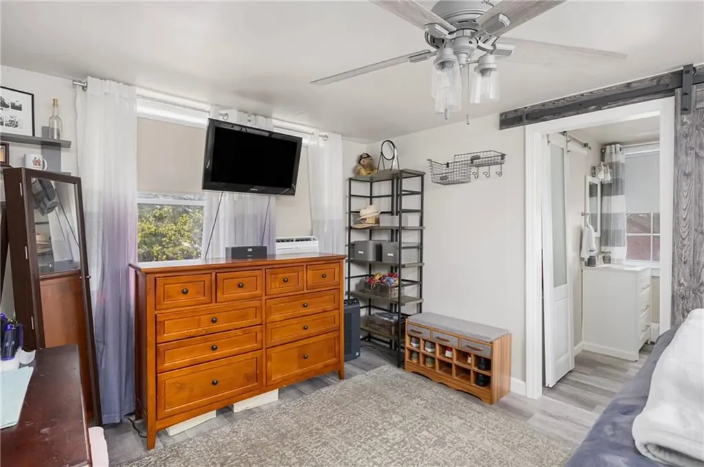 13 Vaughan Avenue Newport RI 02840