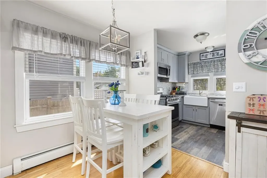 13 Vaughan Avenue Newport RI 02840