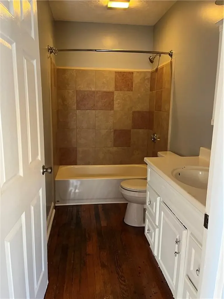 125 Smith Street Cranston RI 02905