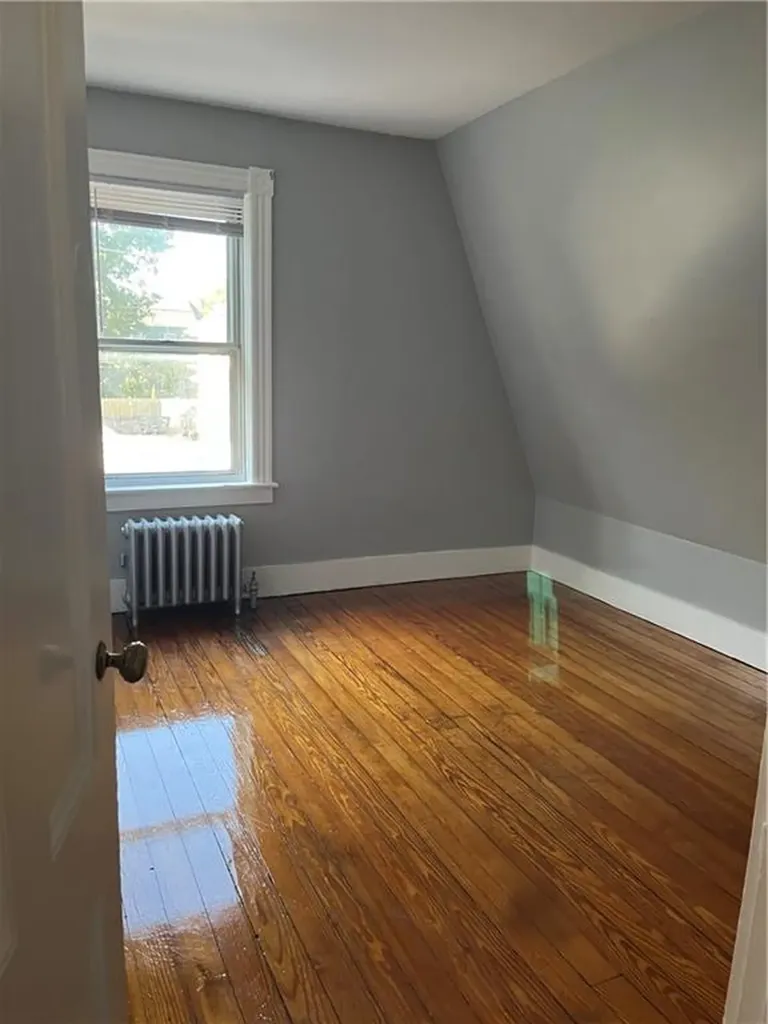 125 Smith Street Cranston RI 02905