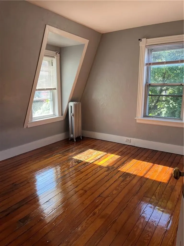 125 Smith Street Cranston RI 02905