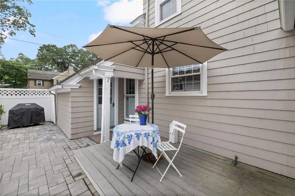 221 Trinity Street Warwick RI 02886