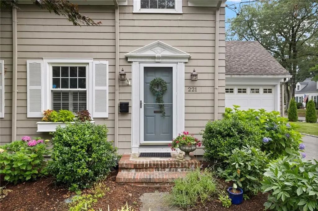 221 Trinity Street Warwick RI 02886