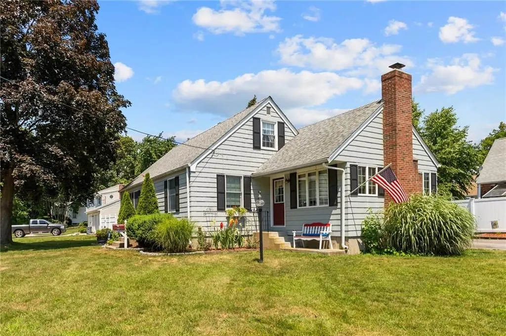 57 Everleth Avenue Warwick RI 02888