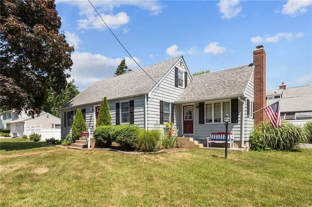 57 Everleth Avenue Warwick RI 02888