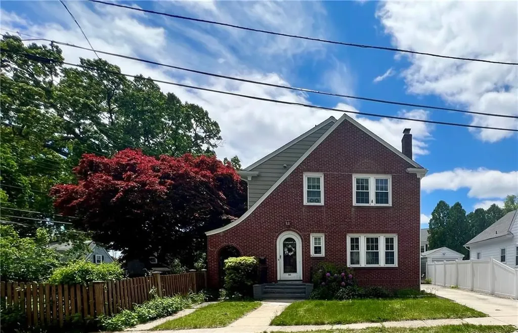 55 Greylock Avenue Cranston RI 02910