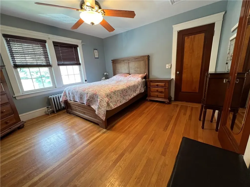 55 Greylock Avenue Cranston RI 02910