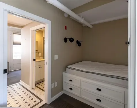 65 Weybosset Street Providence RI 02903