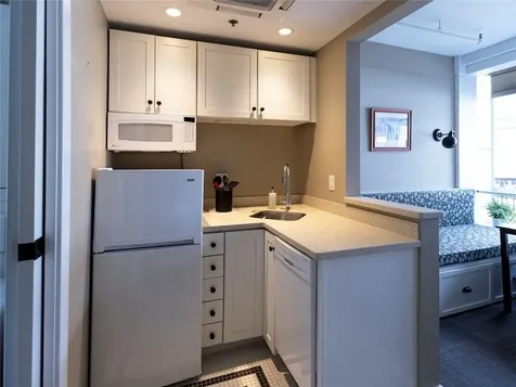 65 Weybosset Street Providence RI 02903