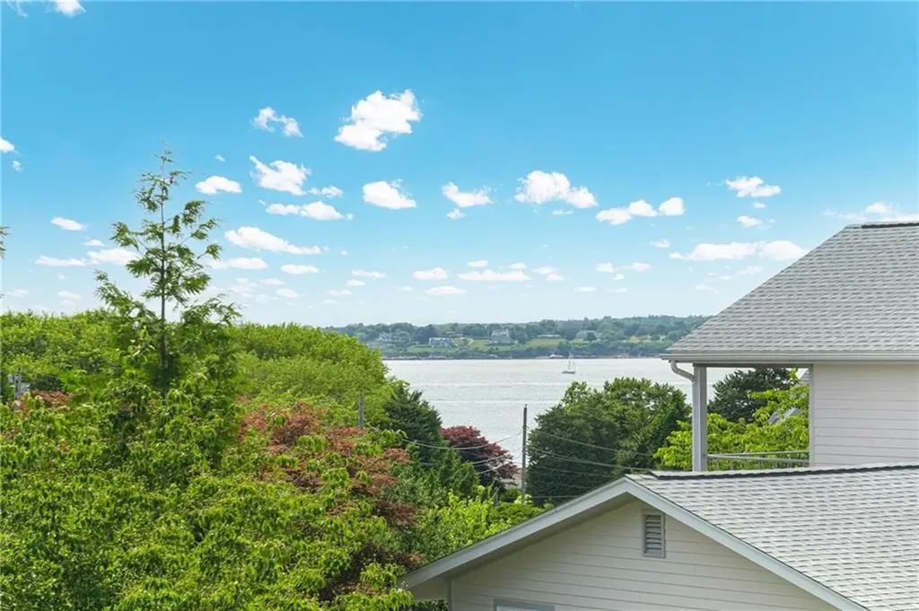 21 Bonnet View Drive Jamestown RI 02835