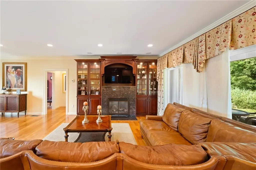 7 Sanctuary Drive Cranston RI 02921