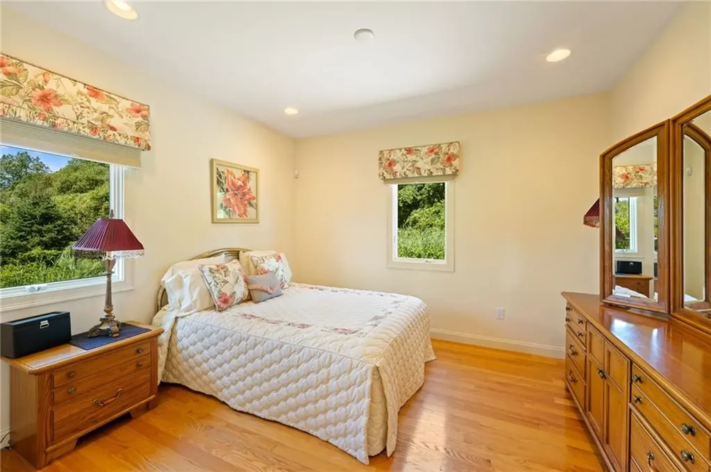 7 Sanctuary Drive Cranston RI 02921