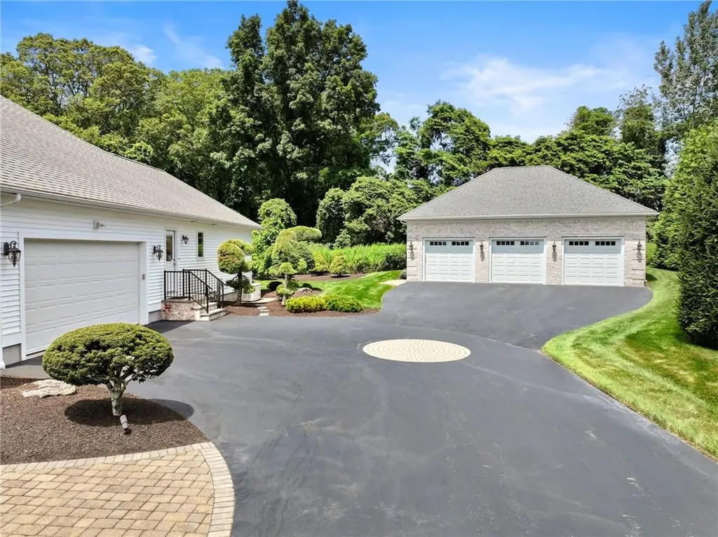 7 Sanctuary Drive Cranston RI 02921