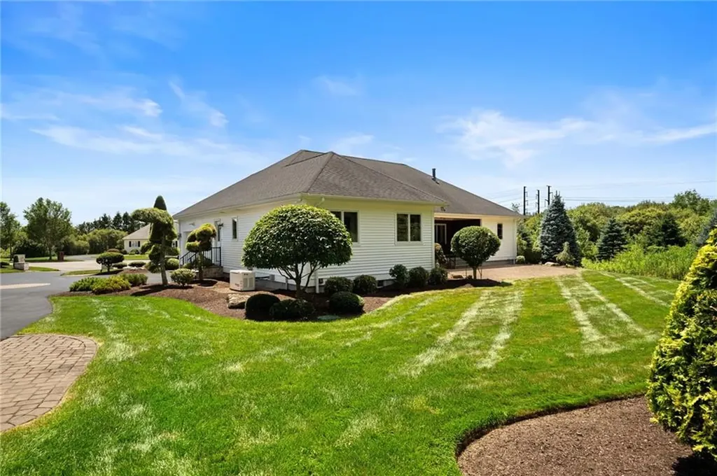 7 Sanctuary Drive Cranston RI 02921