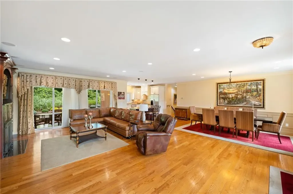 7 Sanctuary Drive Cranston RI 02921