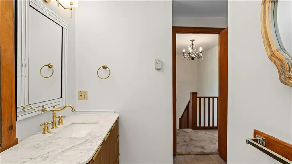 78 B Independence Court Portsmouth RI 02871