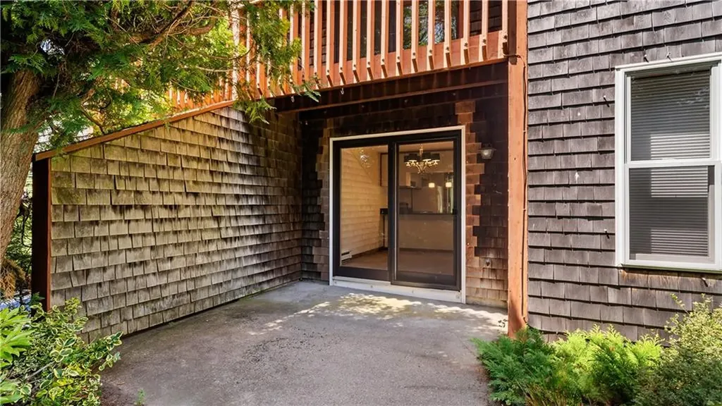 78 B Independence Court Portsmouth RI 02871