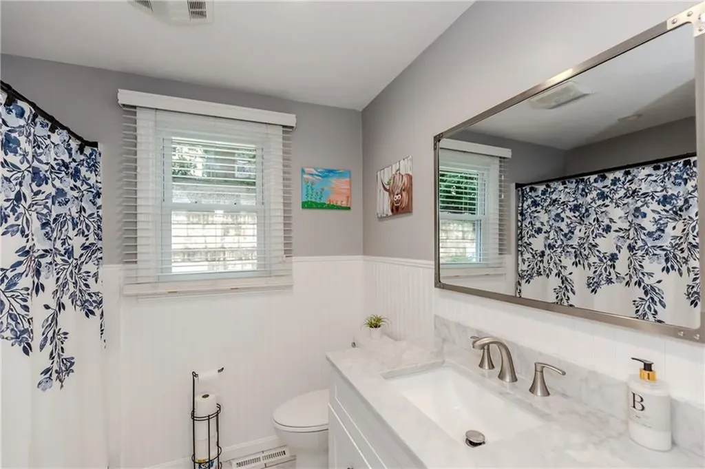 10 Pembroke Drive Johnston RI 02919