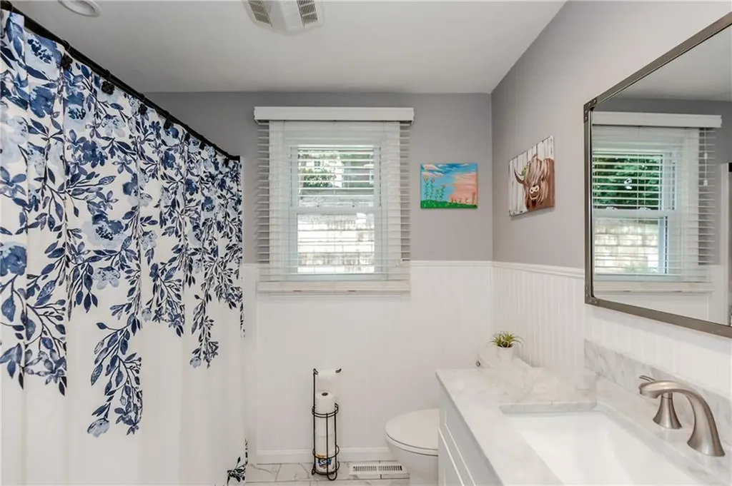 10 Pembroke Drive Johnston RI 02919