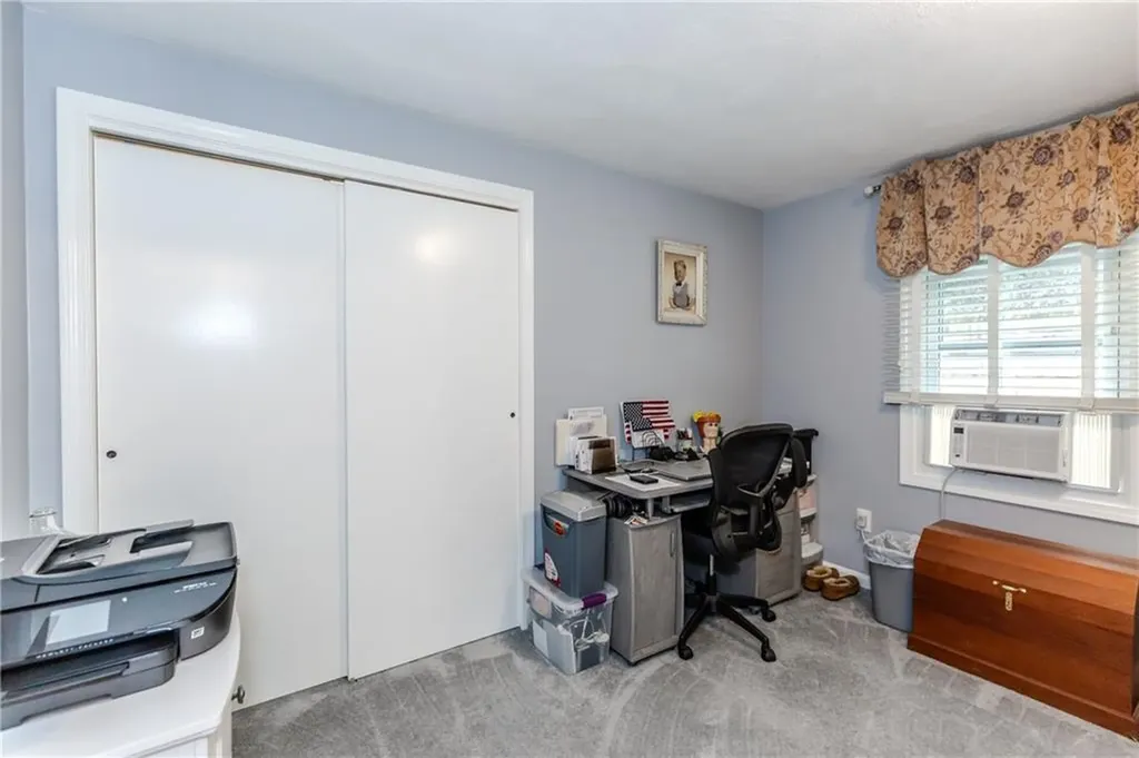 10 Pembroke Drive Johnston RI 02919