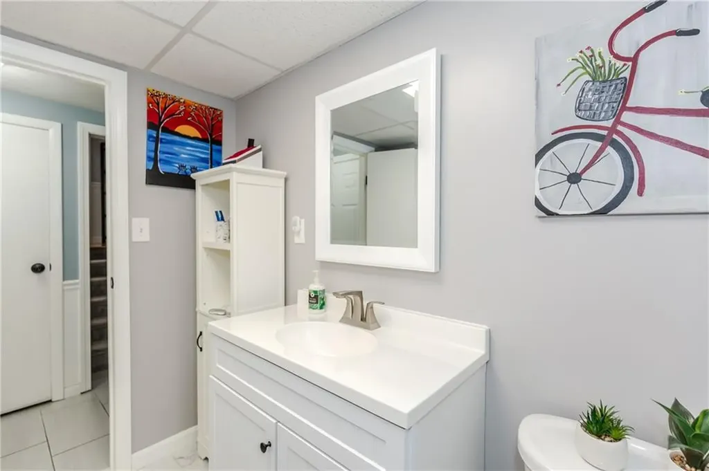 10 Pembroke Drive Johnston RI 02919