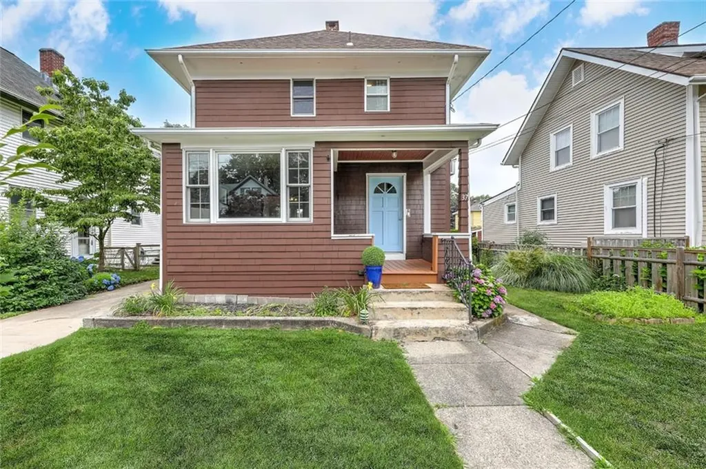 37 Denver Avenue Cranston RI 02905