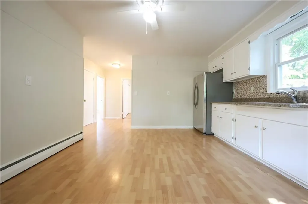 83 Vincent Avenue North Providence RI 02904