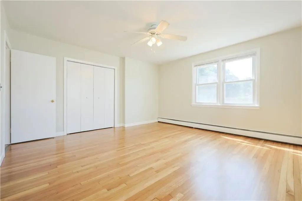 83 Vincent Avenue North Providence RI 02904